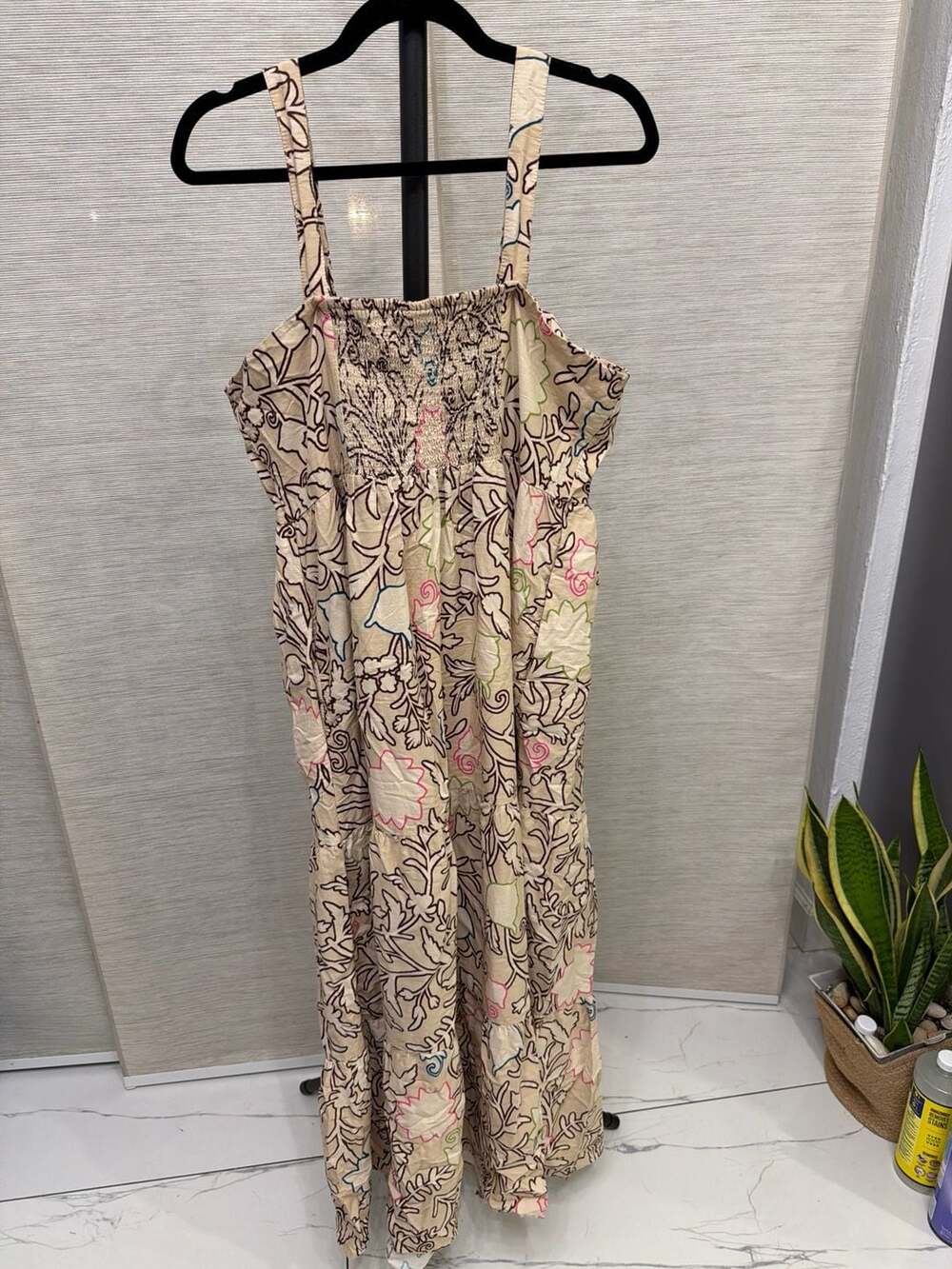 Knox Rose Floral Outline Print Tiered Sleeveless Maxi Dress - Picture 4 of 4